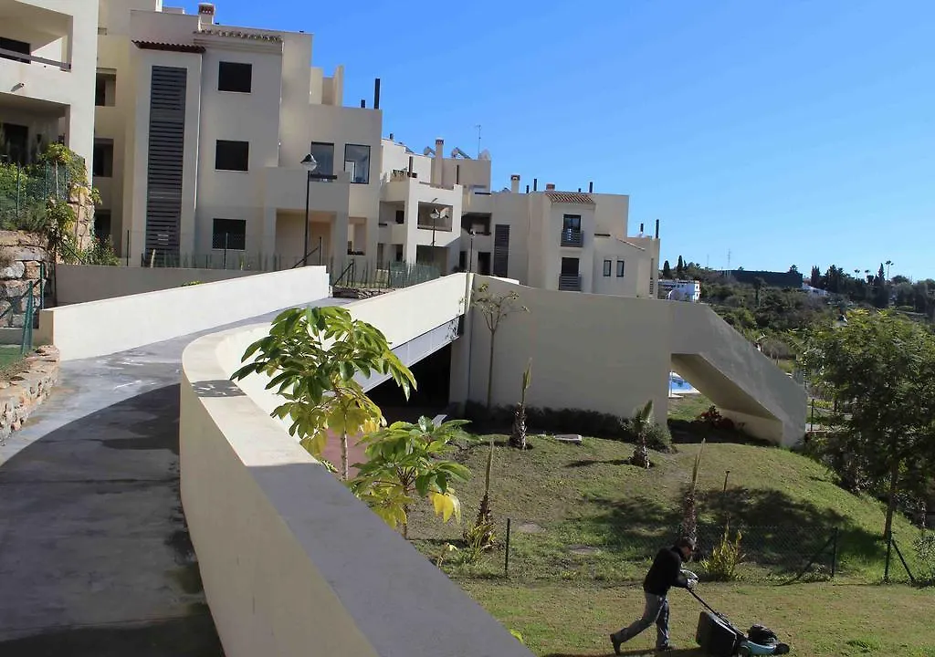 Ribera Luar Estepona Selwo Hotel
