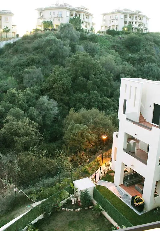 Ribera Luar Estepona Selwo Hotel 0*,  Spain