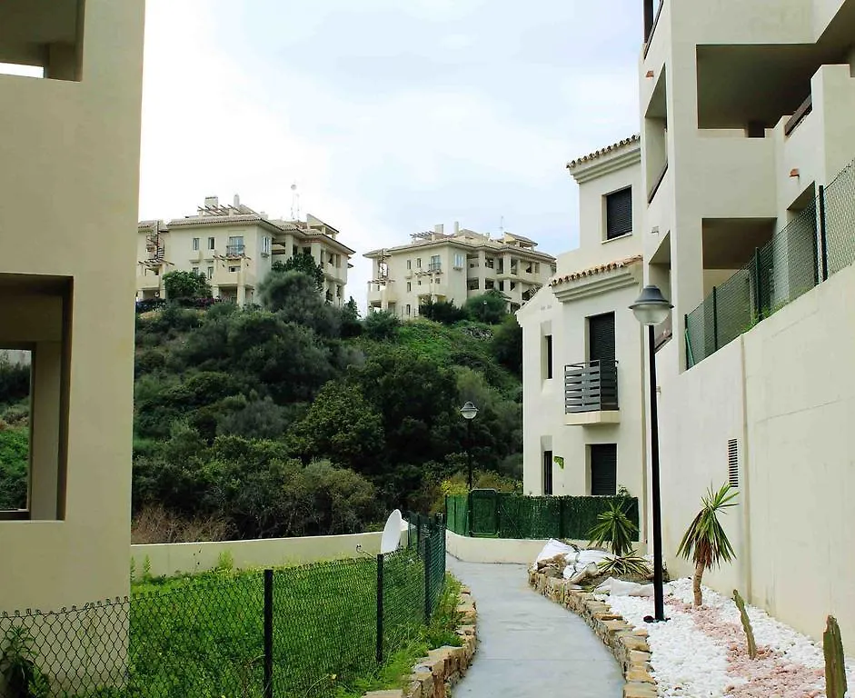 Ribera Luar Estepona Selwo Hotel 0*,  Spain